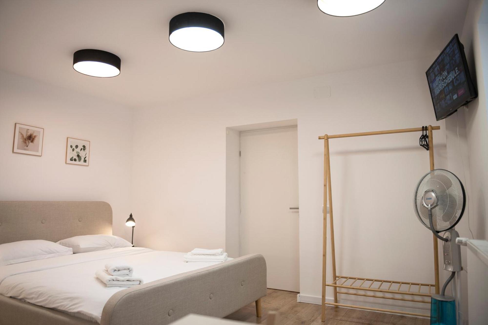 Lazynest Residence Bukarest Værelse billede